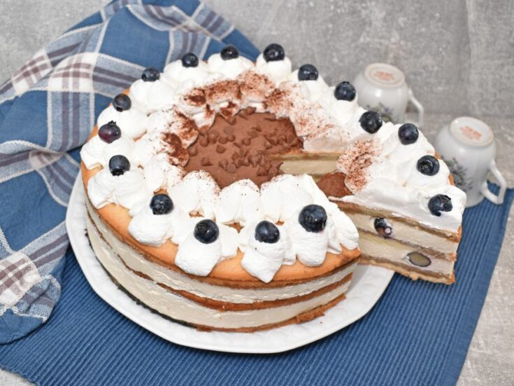 tiramisu s borovnicama